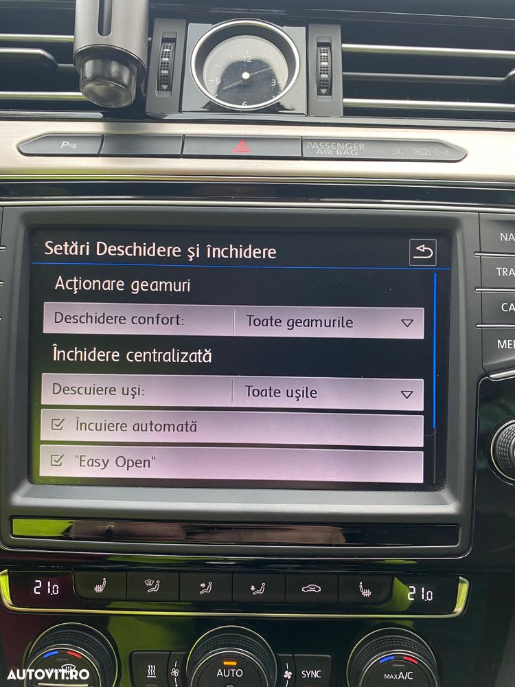 Volkswagen Passat Variant 2.0 TDI DSG 4Motion Highline - 19