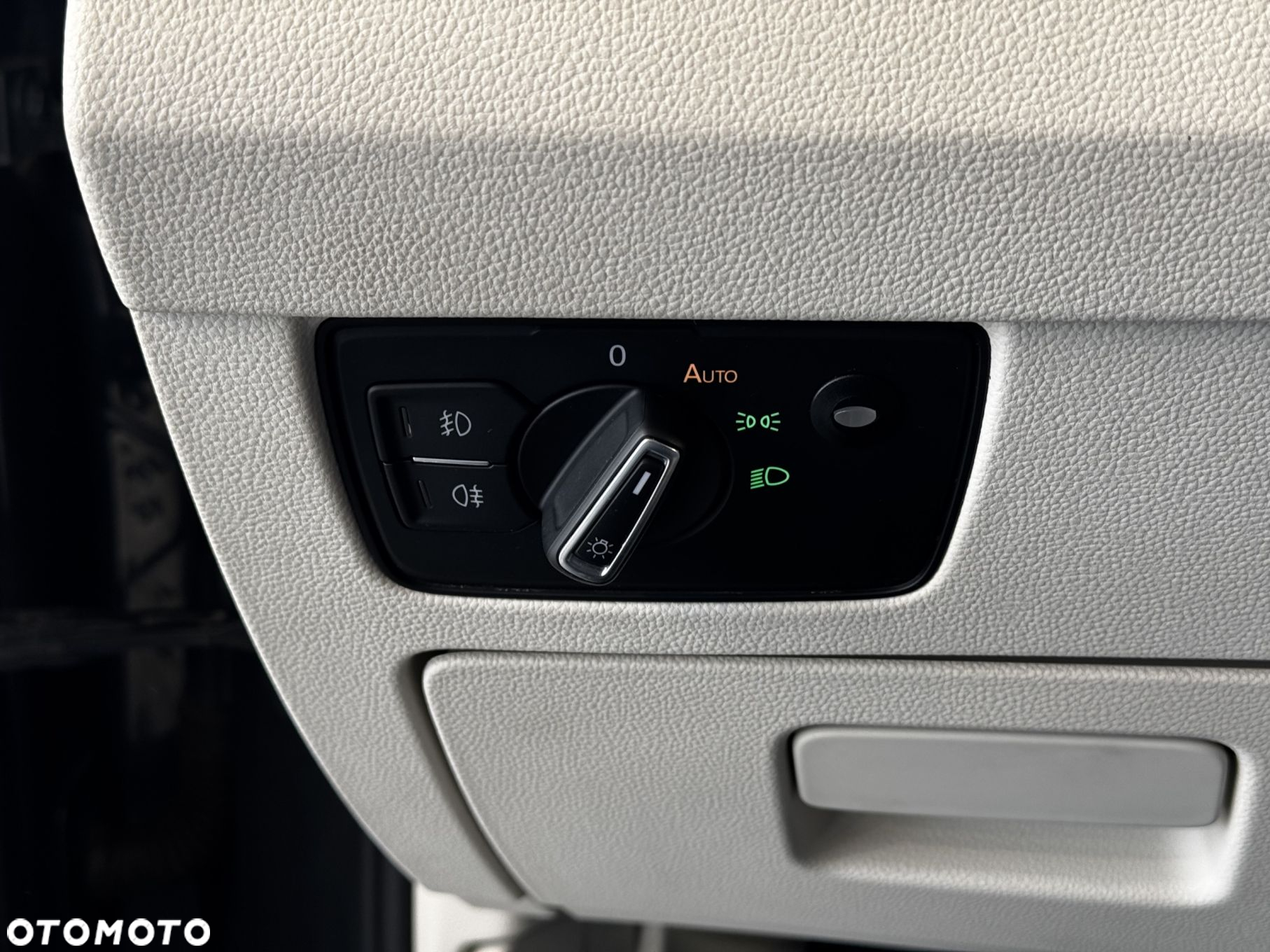 Volkswagen Passat - 17