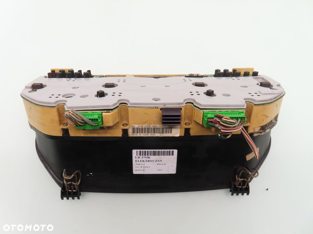 LICZNIK VOLVO 850 2.4 6849302 110008456012 - 6