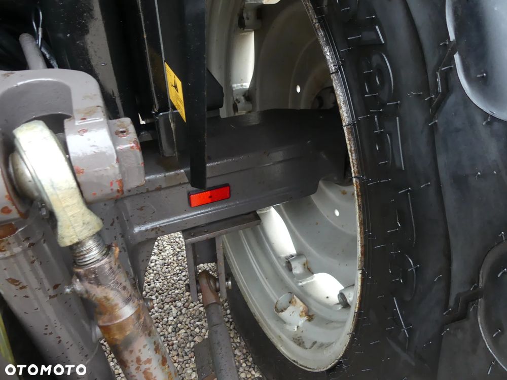 Massey Ferguson 3060 4x4 80 KM - 24