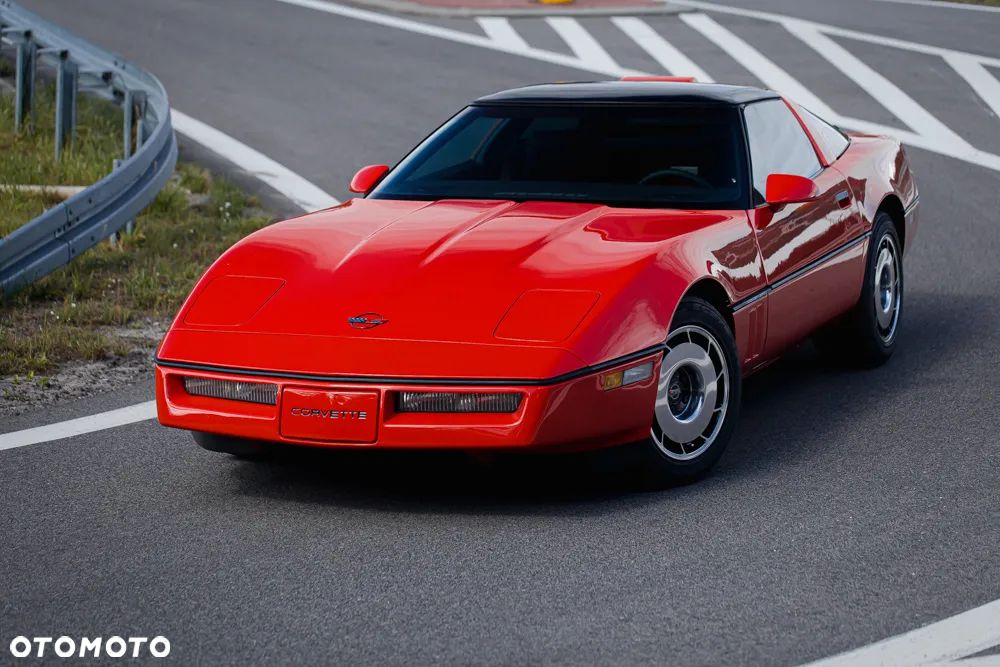 Chevrolet Corvette - 2