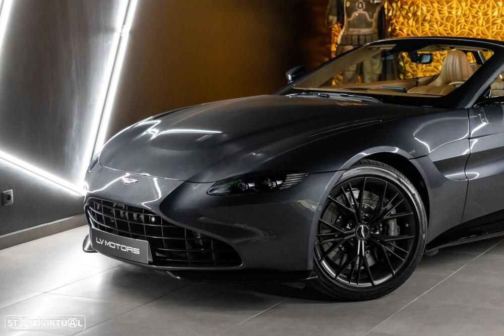 Aston Martin Vantage Roadster V8 - 11