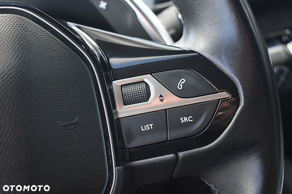 Peugeot 3008 BlueHDi 120 EAT6 Stop & Start Allure - 31