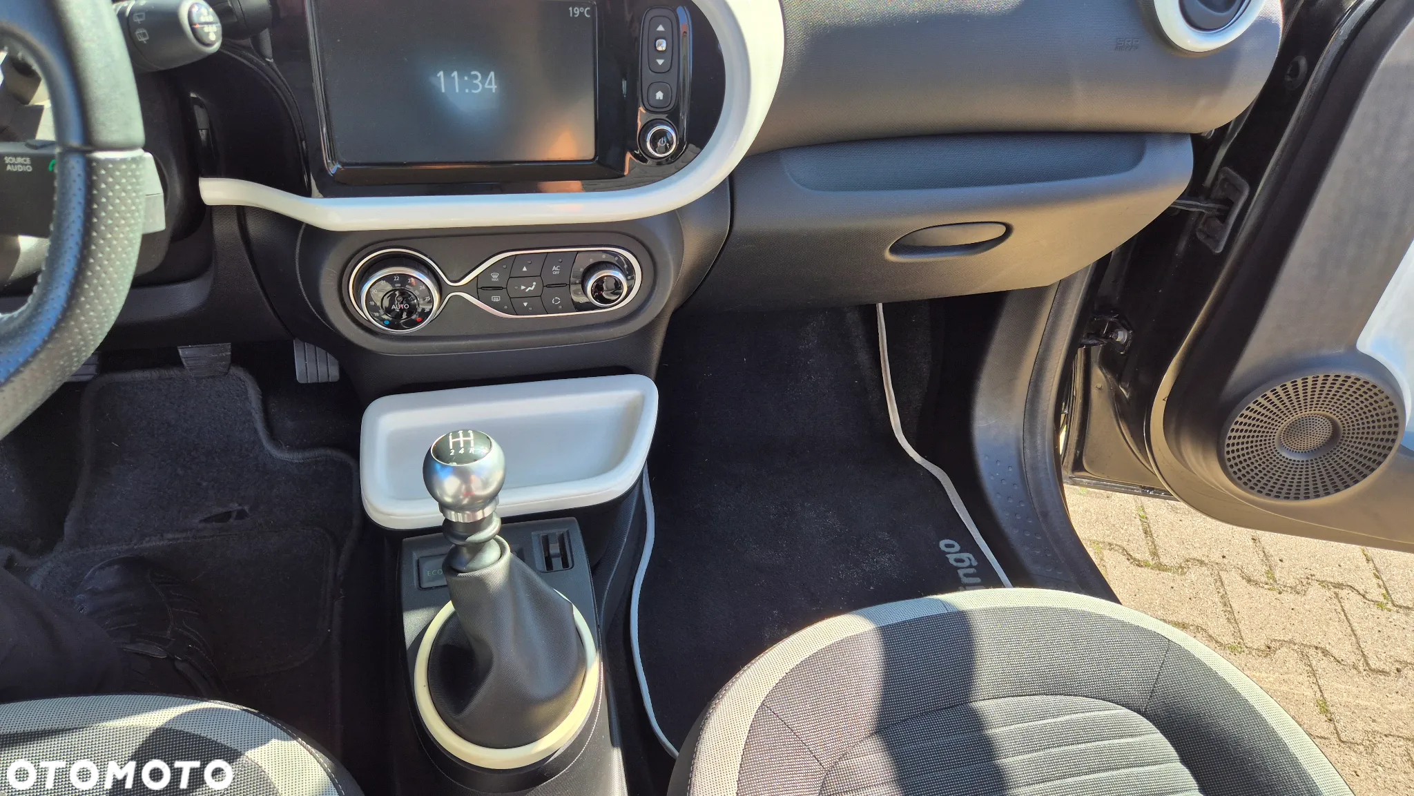 Renault Twingo Energy TCe 90 Intens - 15