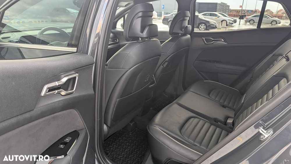 Kia Sportage 1.6 T-GDI MHEV 7DCT HP 4x2 GT Line - 9