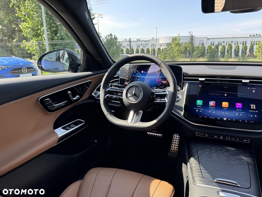 Mercedes-Benz Klasa E 220 d mHEV 4-Matic AMG 9G-Tronic - 14