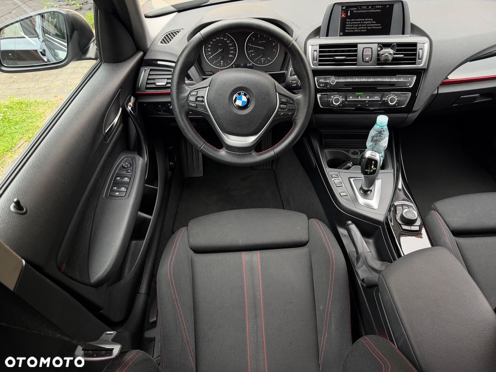 BMW Seria 1 118i Sport Line - 11