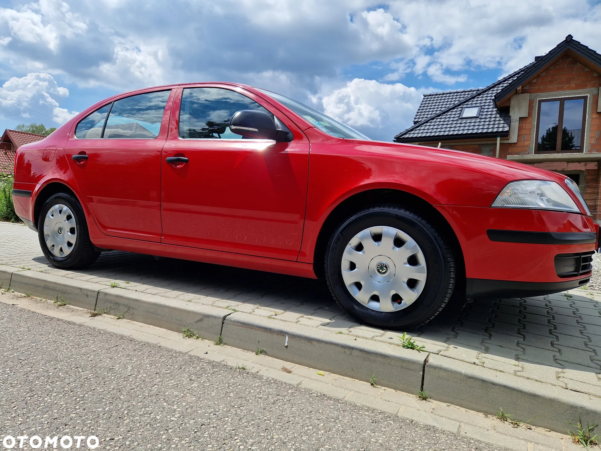 Skoda Octavia 1.6 Ambiente - 11
