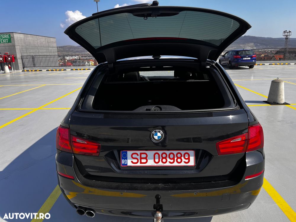BMW Seria 5 520d Sport-Aut. - 7