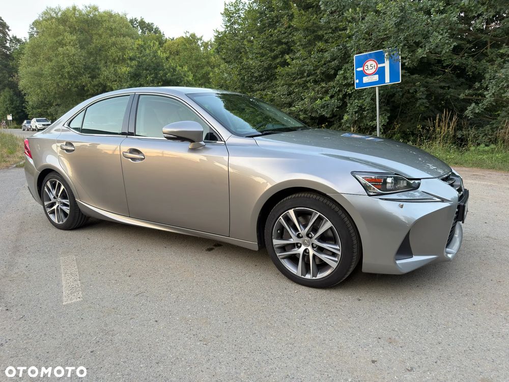 Lexus IS 200t / 300 Elegance - 8