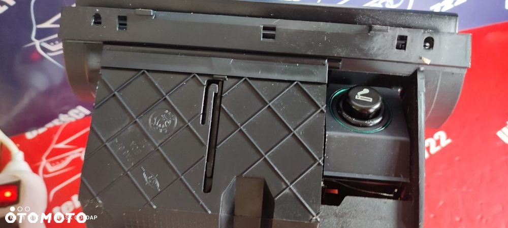 Popielniczka Konsoli Środkowej Skoda SuperB 2004 r Blask Gołdap - 4