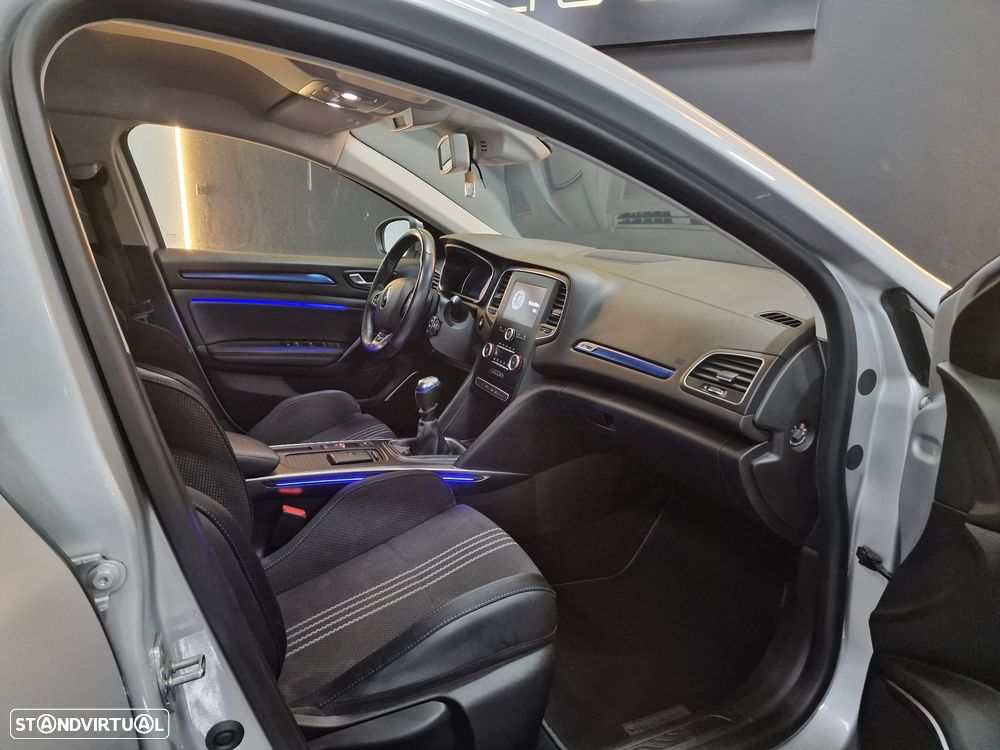 Renault Mégane Sport Tourer 1.6 dCi GT Line - 18