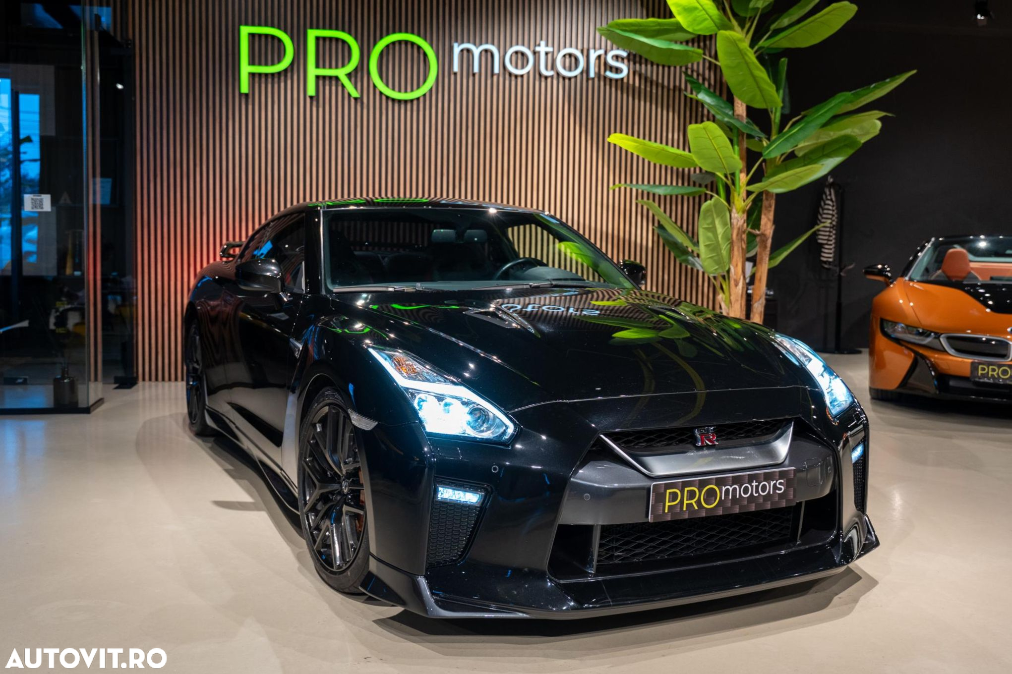 Nissan GT-R - 4