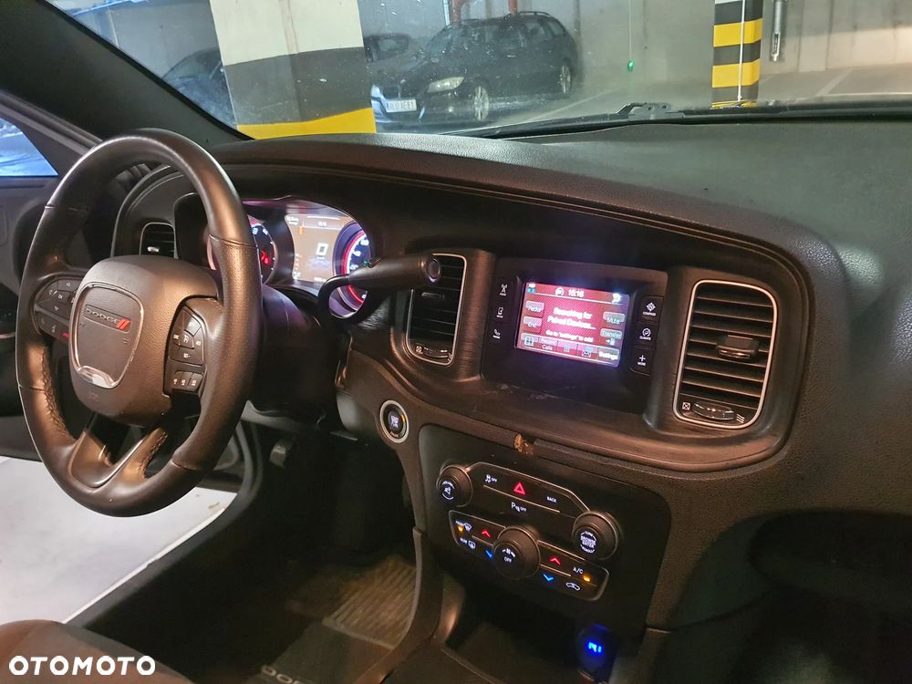 Dodge Charger 5.7 R/T - 7