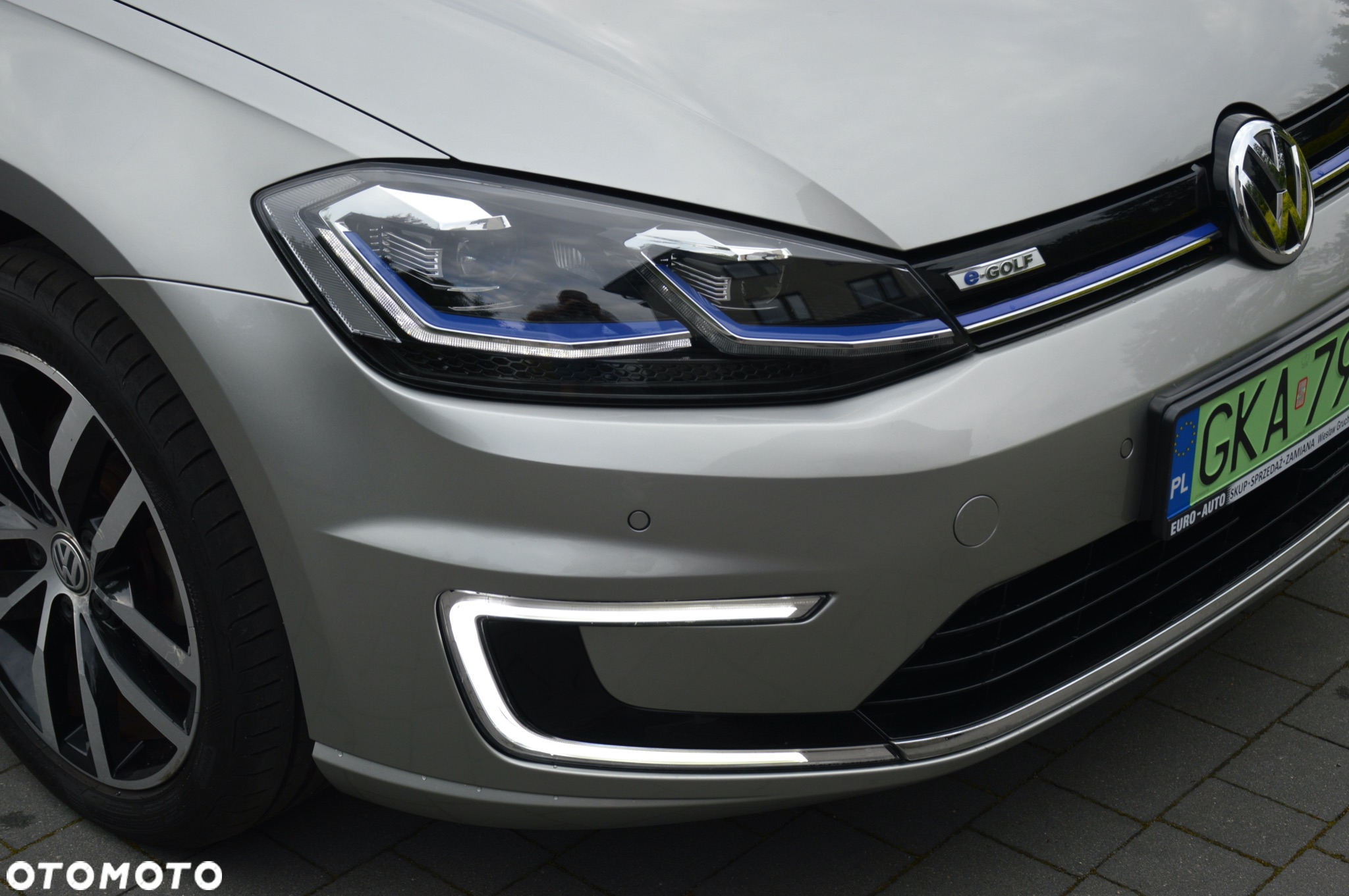 Volkswagen Golf e-Golf - 14