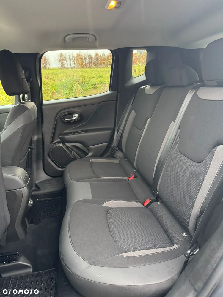 Jeep Renegade 1.5 T4 mHEV Longitude FWD S&S DCT - 23