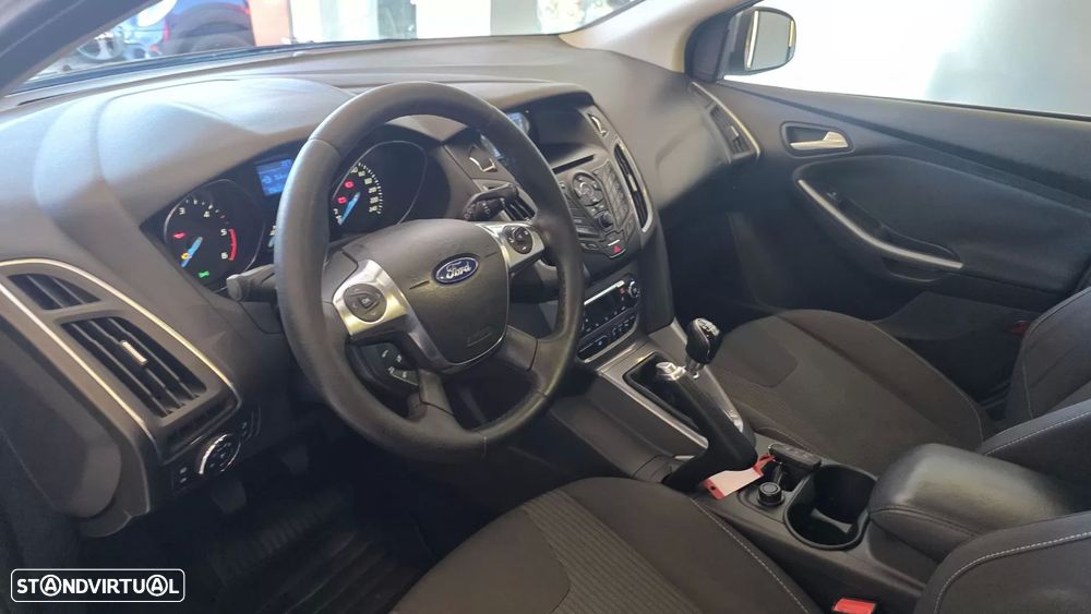 Ford Focus SW 1.6 TDCi Titanium - 40