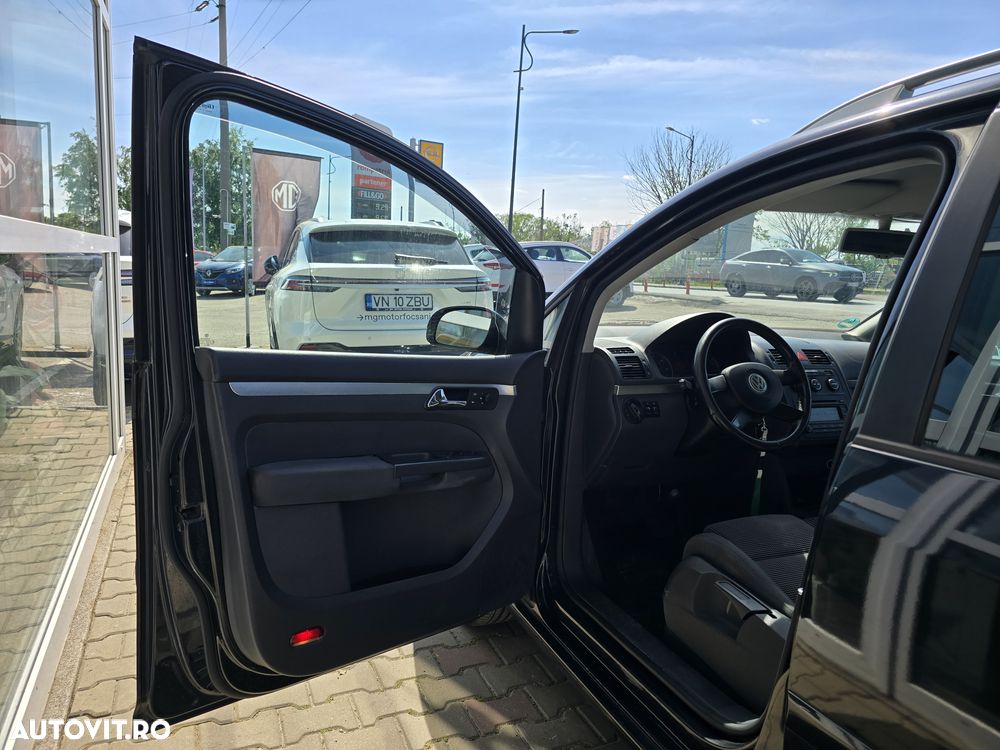 Volkswagen Touran 2.0 TDI DPF DSG Comfortline - 17