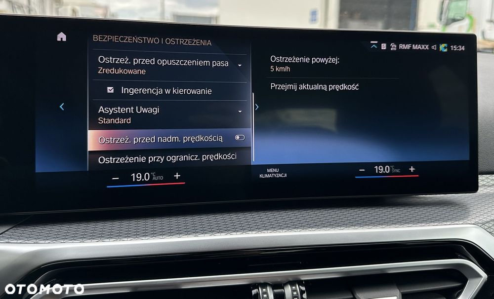 BMW Seria 3 318i M Sport - 38