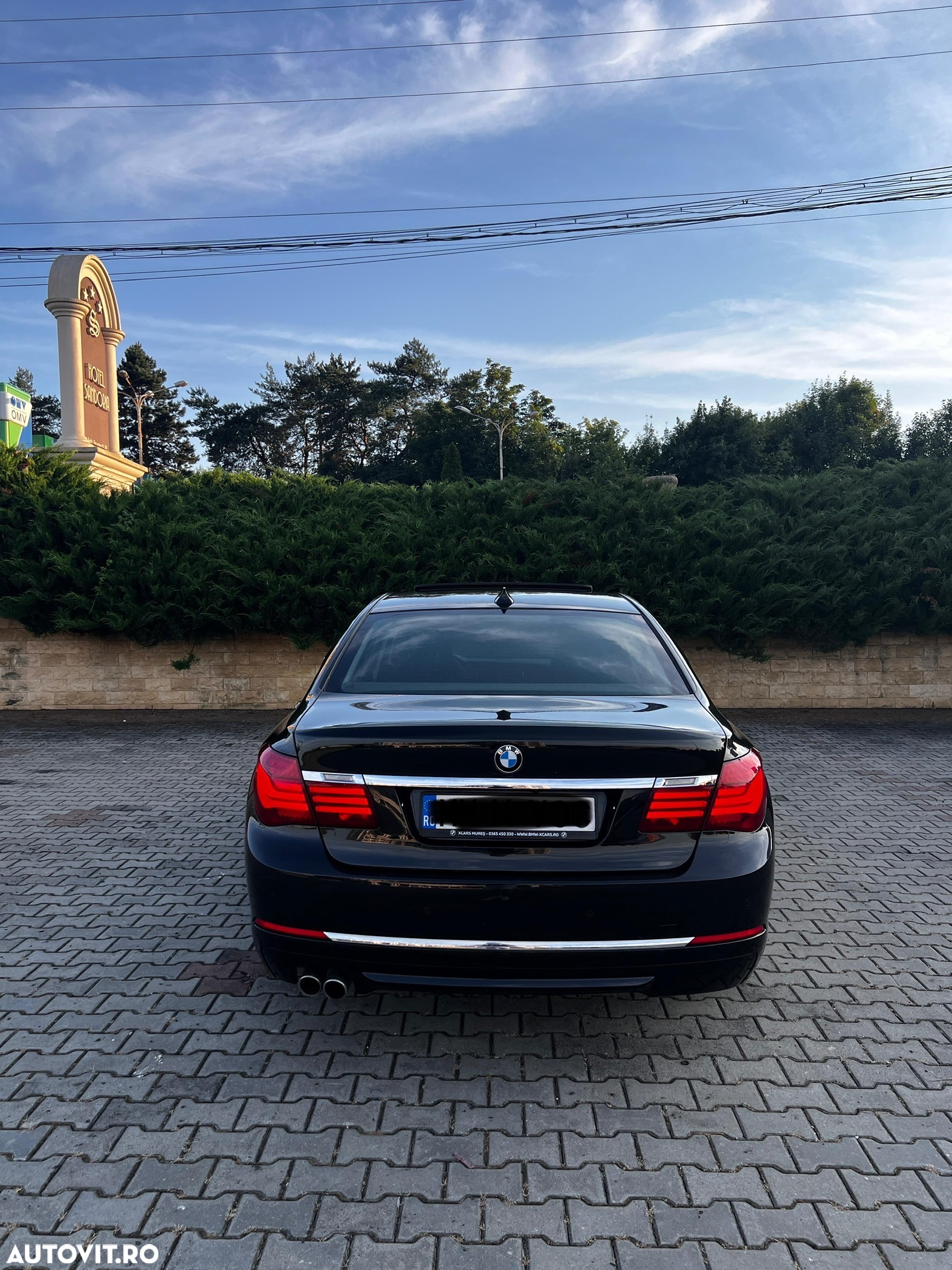 BMW Seria 7 730d - 23