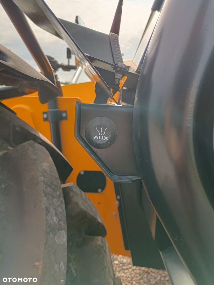 JCB Ładowarka teleskopowa JCB 530-60 AGRI SUPER - 10