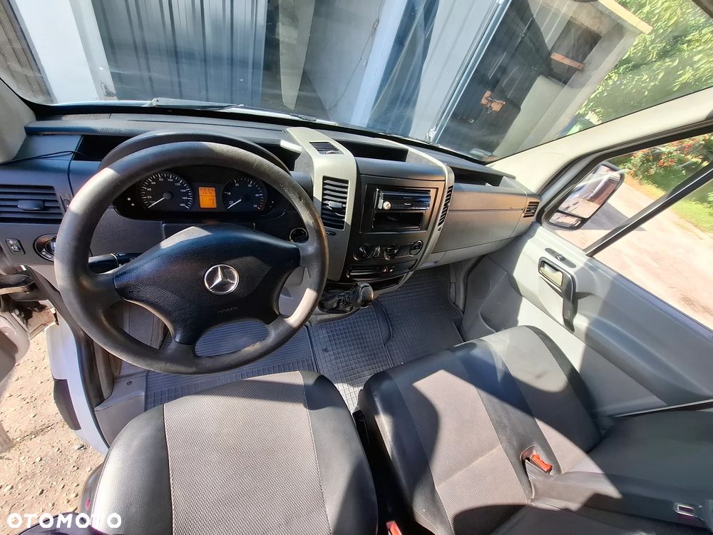 Mercedes-Benz SPRINTER - 7
