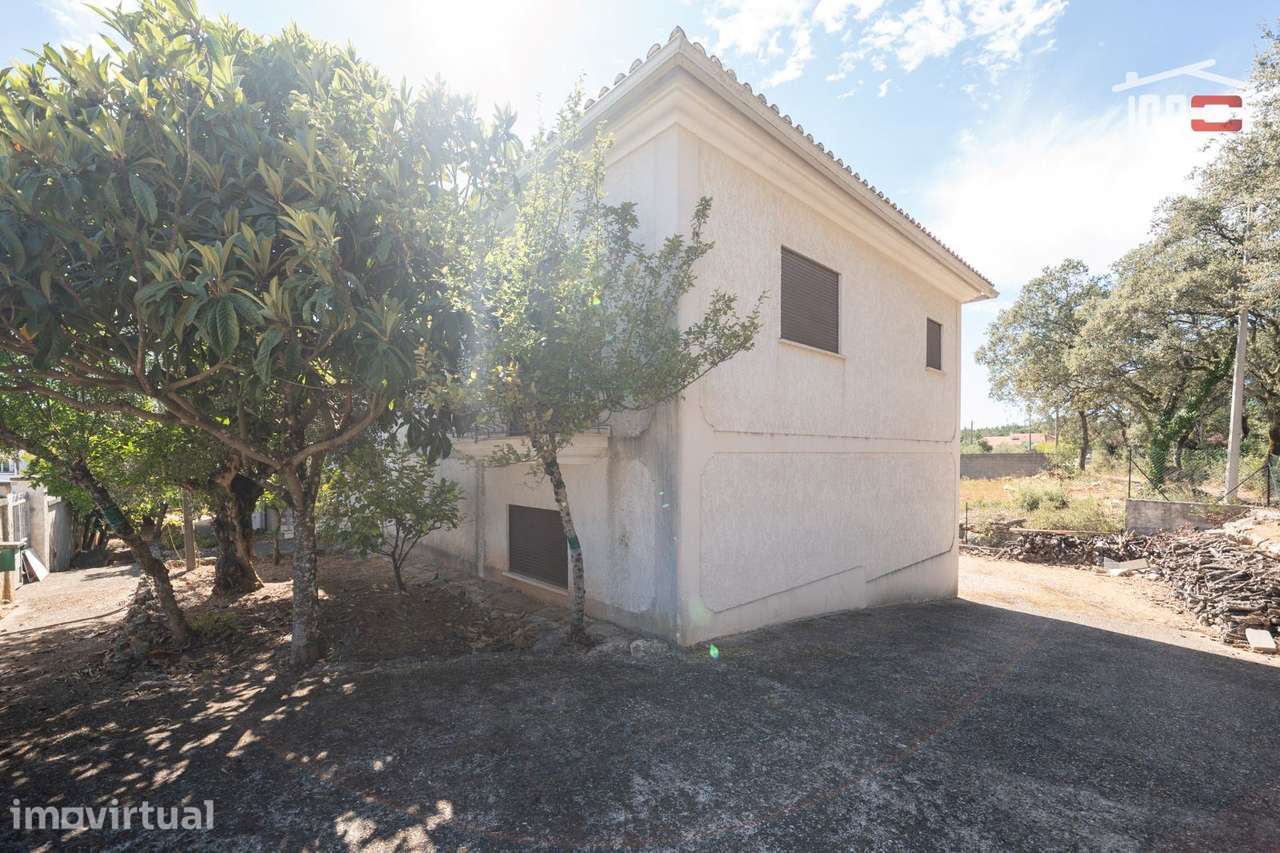 Excelente Moradia T3 com terreno com viabilidade de construção em V... - Grande imagem: 5/40