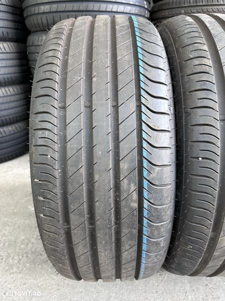 235/45/19 Dunlop 4piese - 5