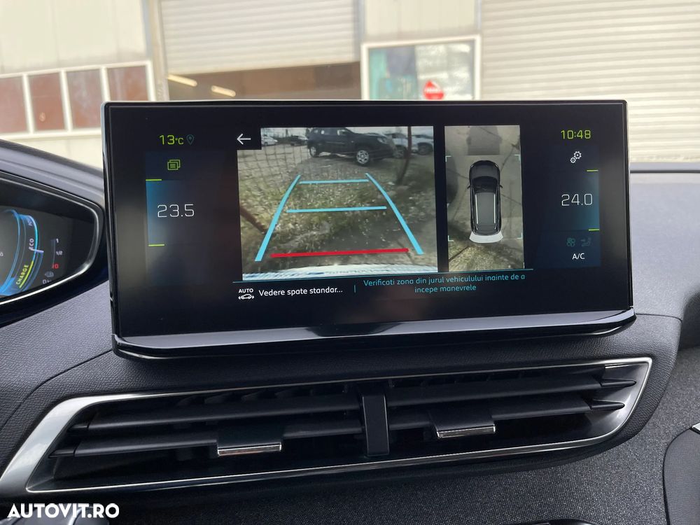 Peugeot 3008 Plug-In Hybrid 225 e-EAT8 Allure Pack - 14