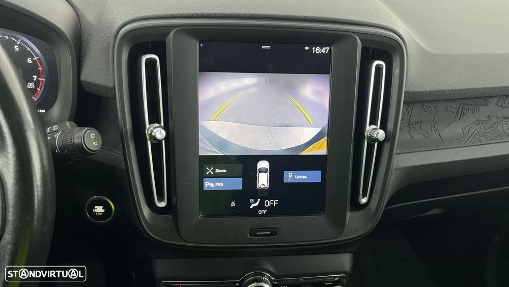 Volvo XC 40 1.5 T3 Tech Edition - 9