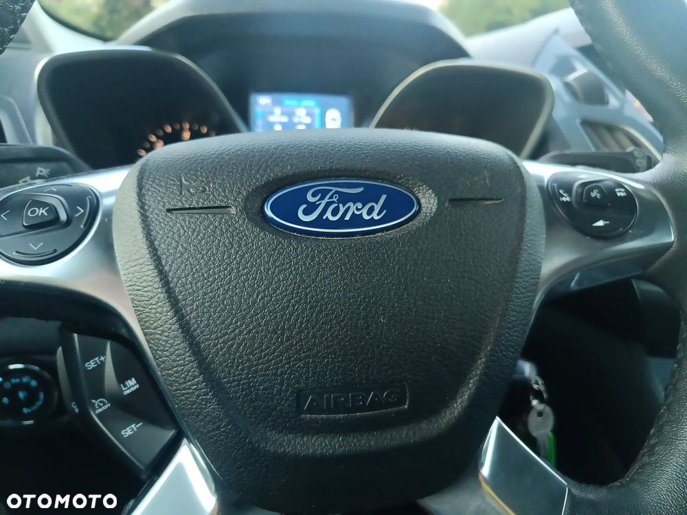 Ford Tourneo Connect Grand - 20