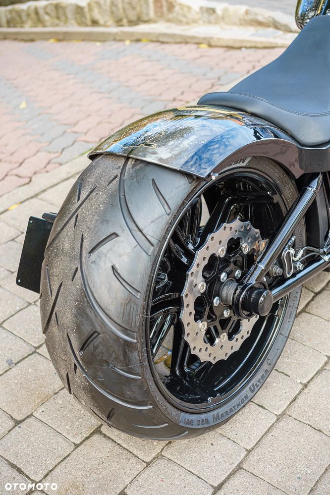 Harley-Davidson Softail Fat Boy - 24