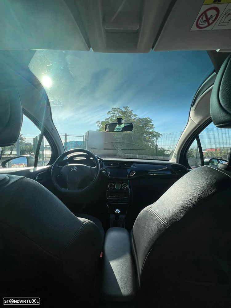 Citroën C3 1.2 PureTech Collection - 17