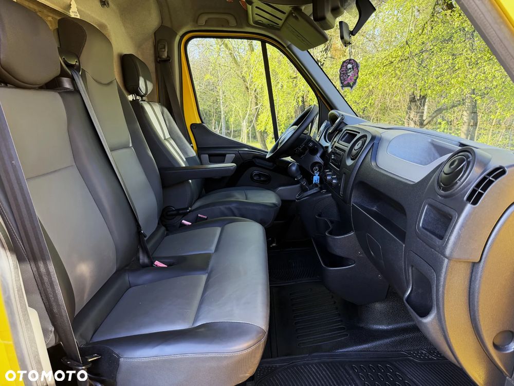 Renault MASTER L2H2 ŚREDNI KLIMA/NAWIGACJA/3osobowy - 17