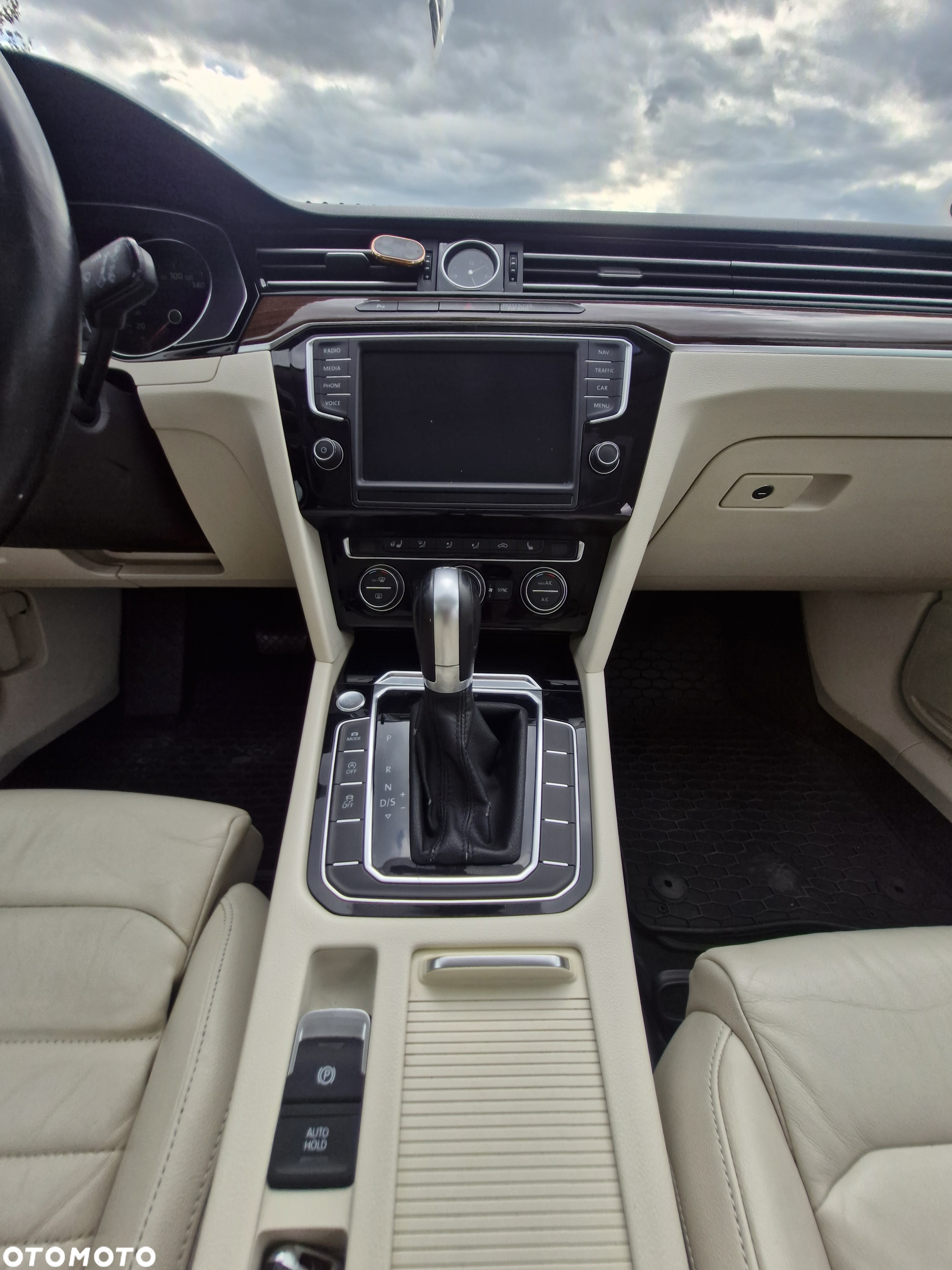 Volkswagen Passat 2.0 TDI BMT Comfortline DSG7 - 9