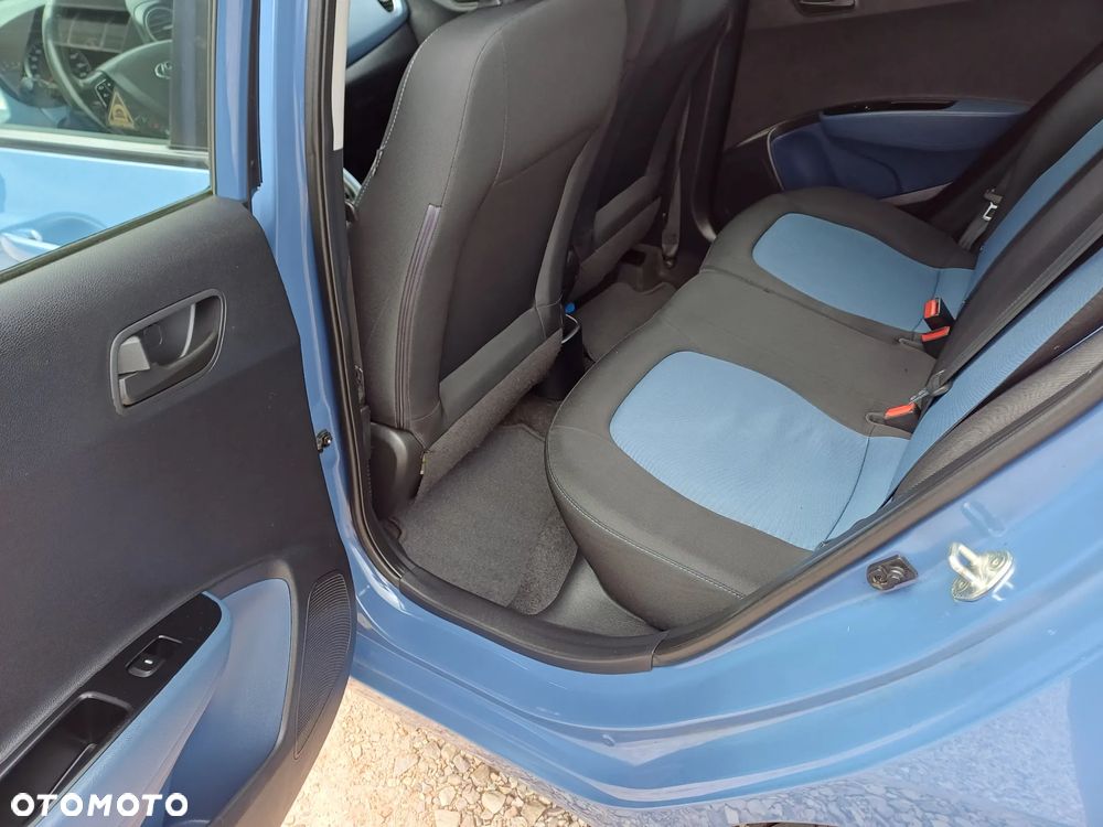 Hyundai i10 - 12