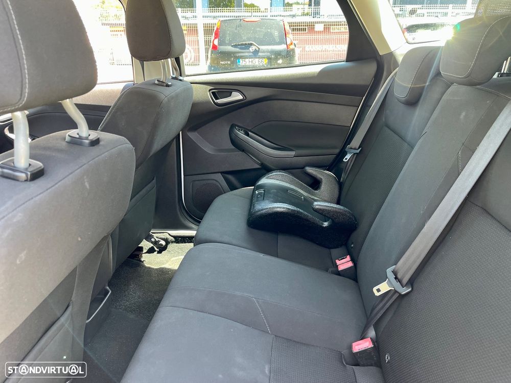 Ford Focus SW 1.5 TDCi Trend+ - 6