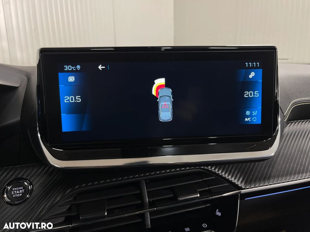 Peugeot 2008 PureTech 155 EAT8 GT - 18
