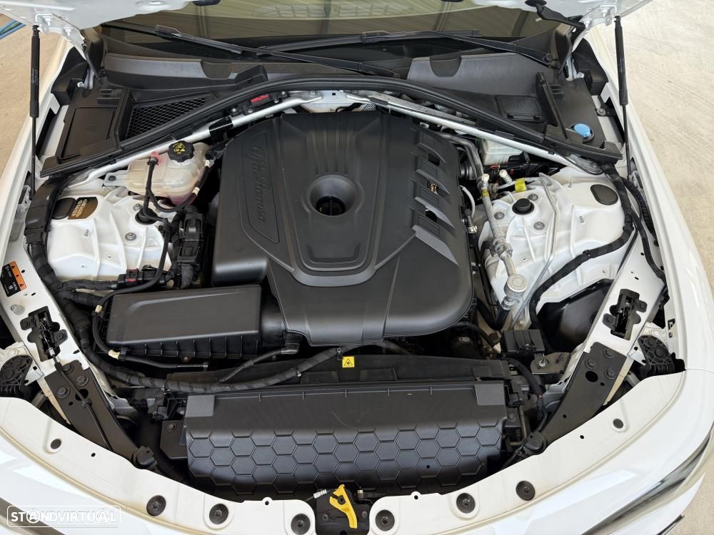 Alfa Romeo Giulia 2.2 D Super AT8 - 23
