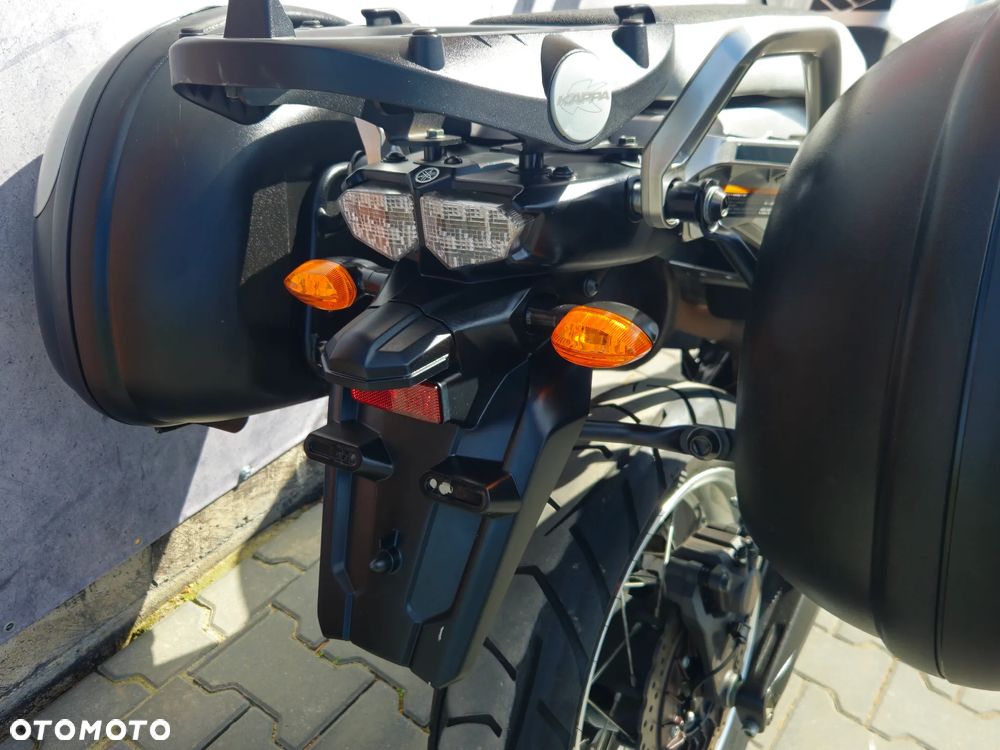 Yamaha Super Tenere - 33