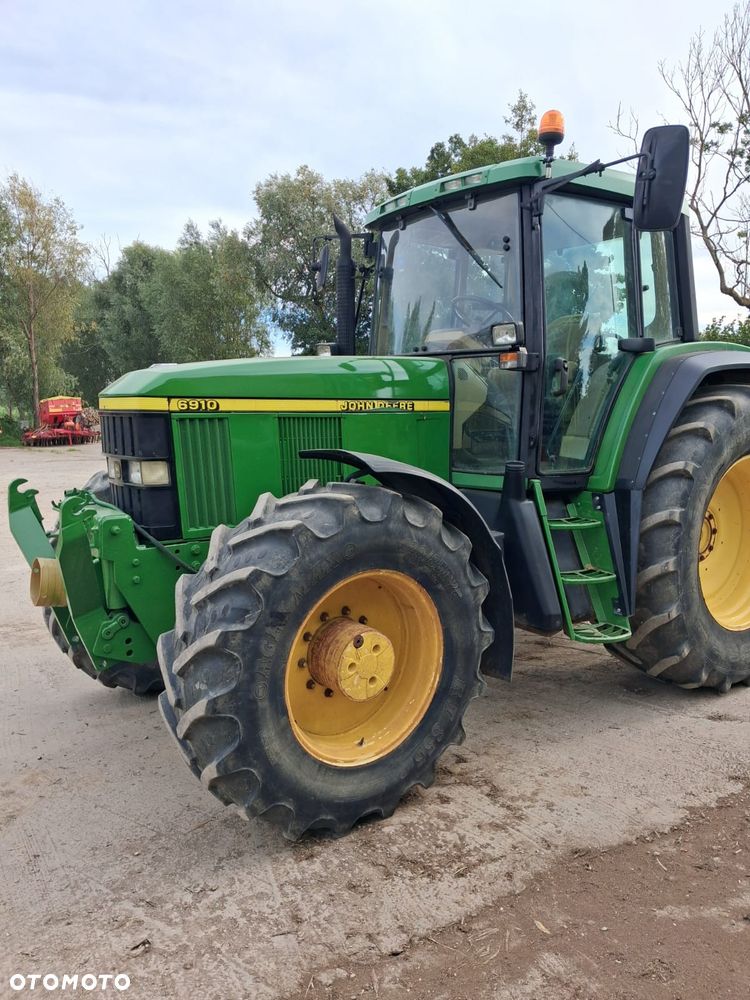 John Deere 6910 - 5
