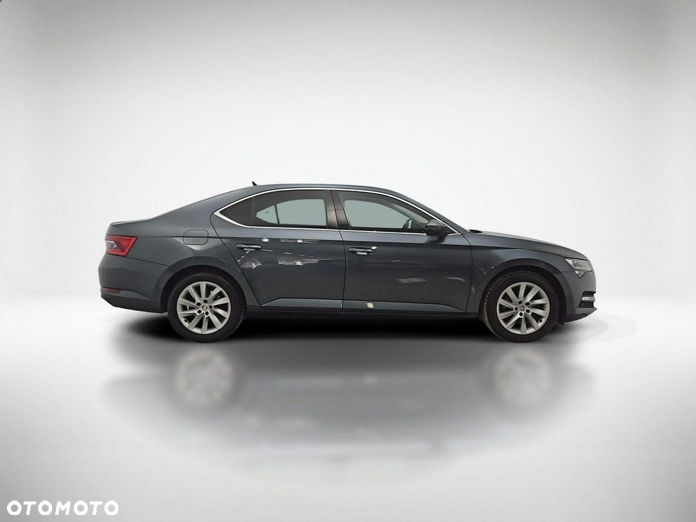 Skoda Superb 1.5 TSI Ambition - 6