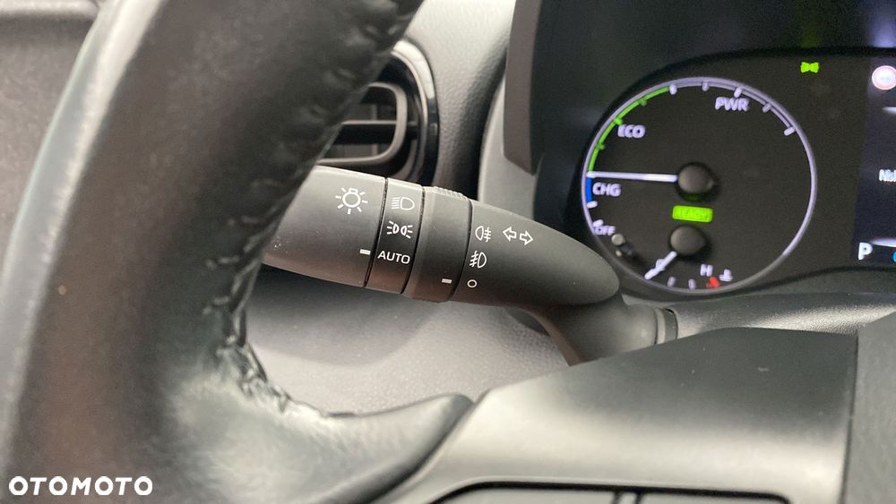 Toyota Yaris Hybrid 1.5 Comfort - 21