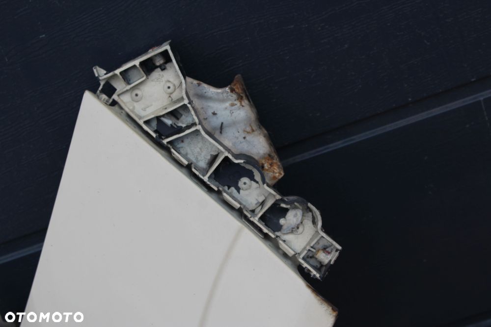 BŁOTNIK PRAWY PRZEDNI OPEL ZAFIRA B Y611 - 3