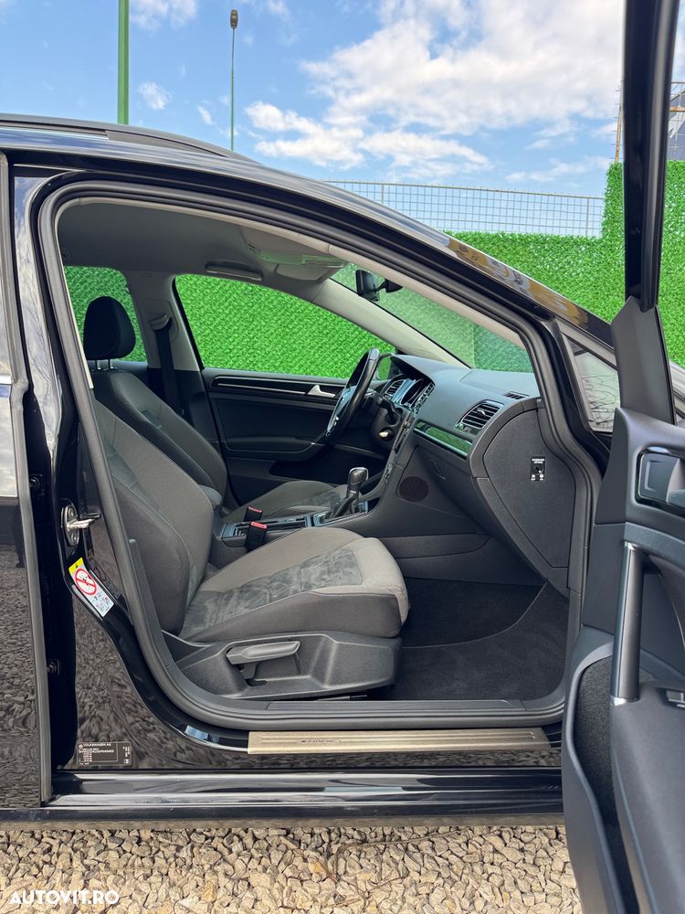 Volkswagen Golf 1.6 TDI DSG Highline - 10