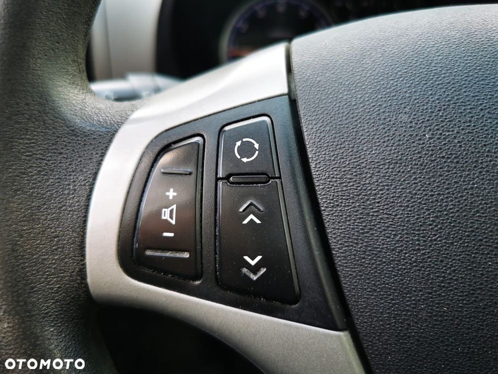 Hyundai i30 1.6 Comfort EU5 - 22