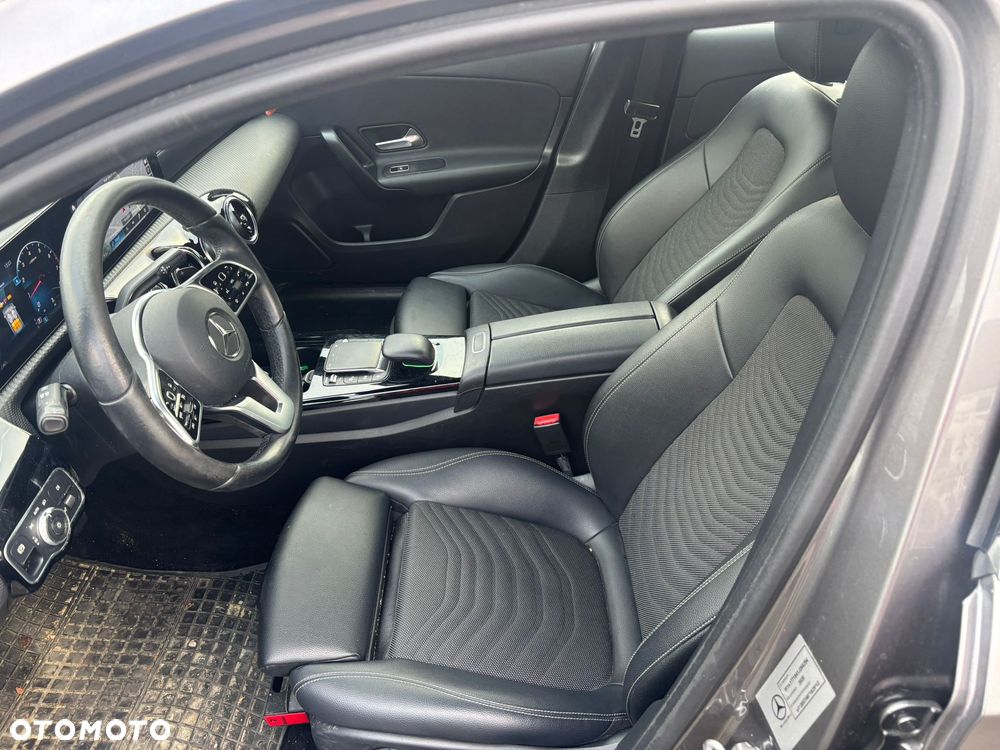 Mercedes-Benz Klasa A 180 Progressive 7G-DCT - 6