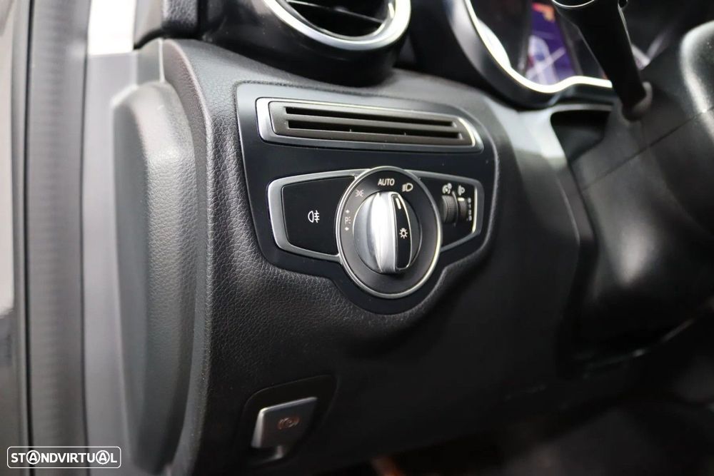 Mercedes-Benz C 180 BlueTEC Avantgarde — fotografia 4