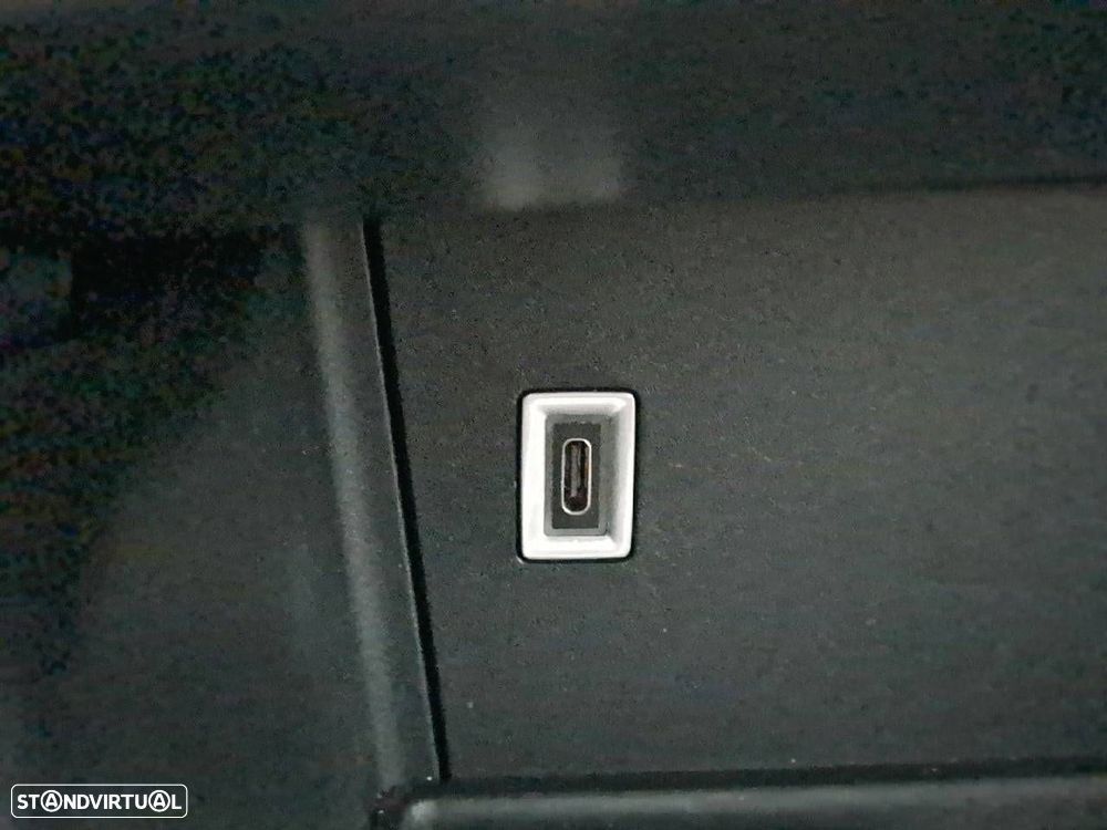 DS DS7 1.5 BlueHDi Performance Line EAT8 - 23