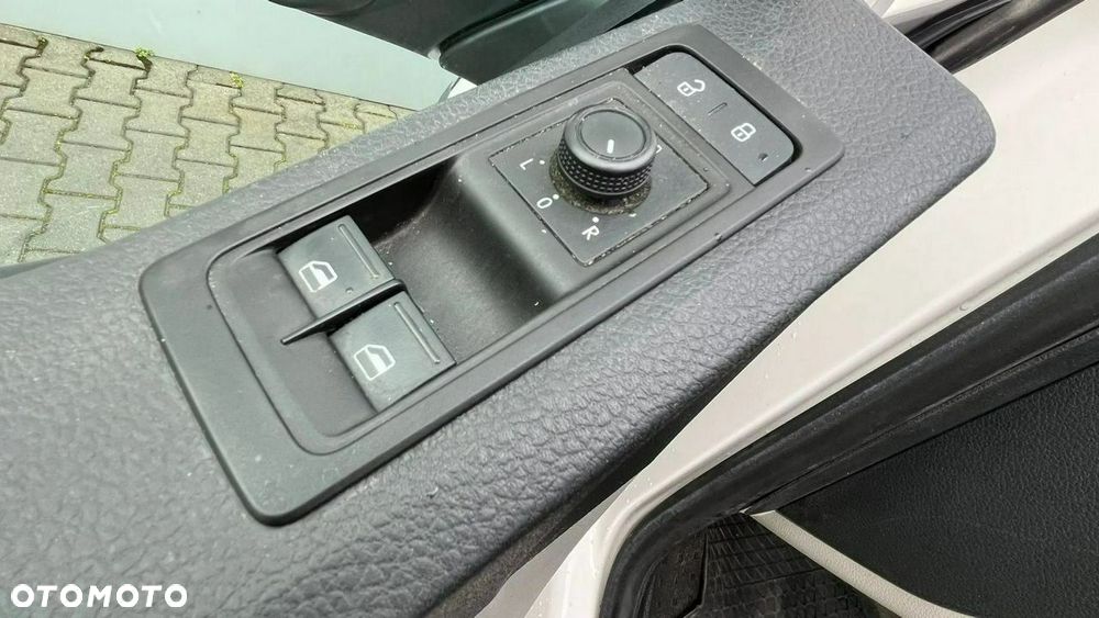 Volkswagen Transporter - 38